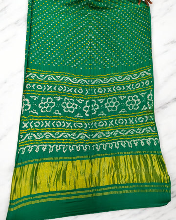GREEN BANDHANI SAREE