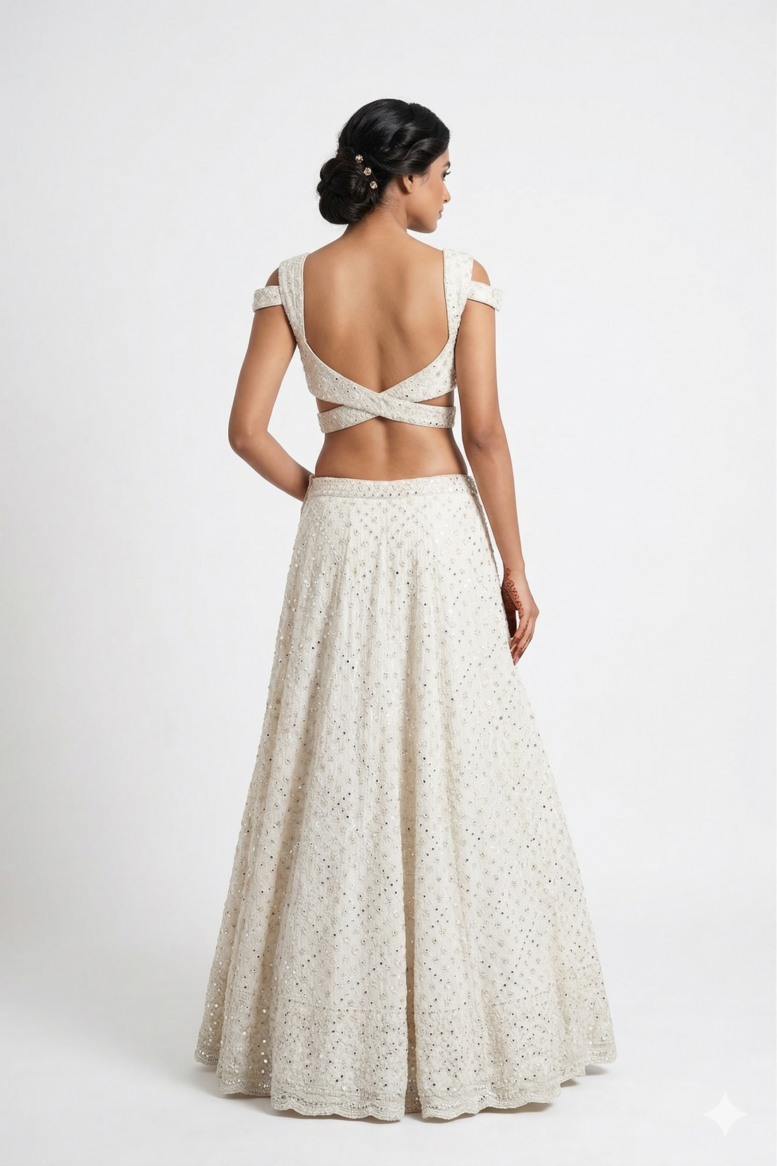 WHITE LEHENGA CHOLI