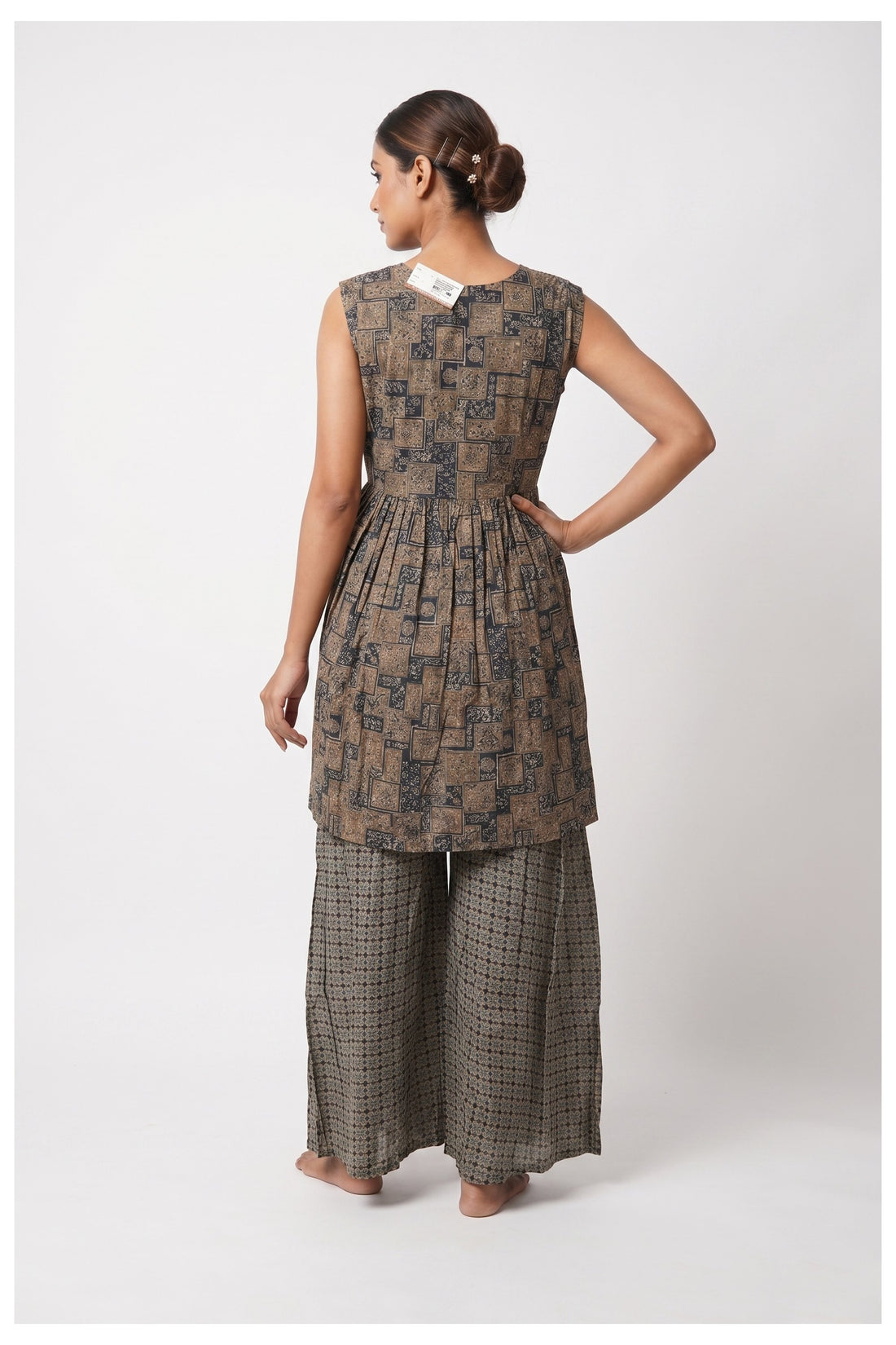 Elegant Brown Printed Sleeveless Kurta Set