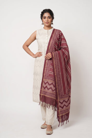 Ivory Elegance Kurta Set With Wine Printed Dupatta