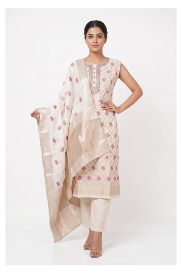 Elegant Ivory Floral Embroidered Suit Set With Dupatta