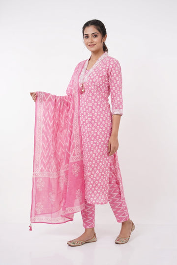 Blush Pink Printed Kurta Pant Dupatta Set
