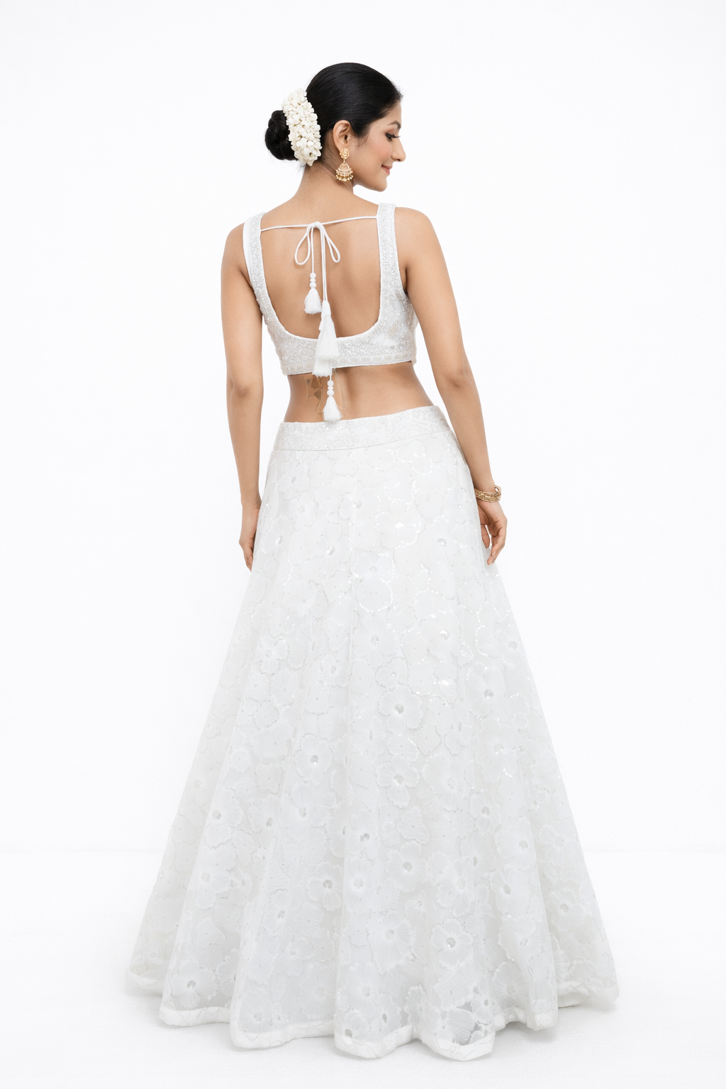 WHITE LEHENGA CHOLI