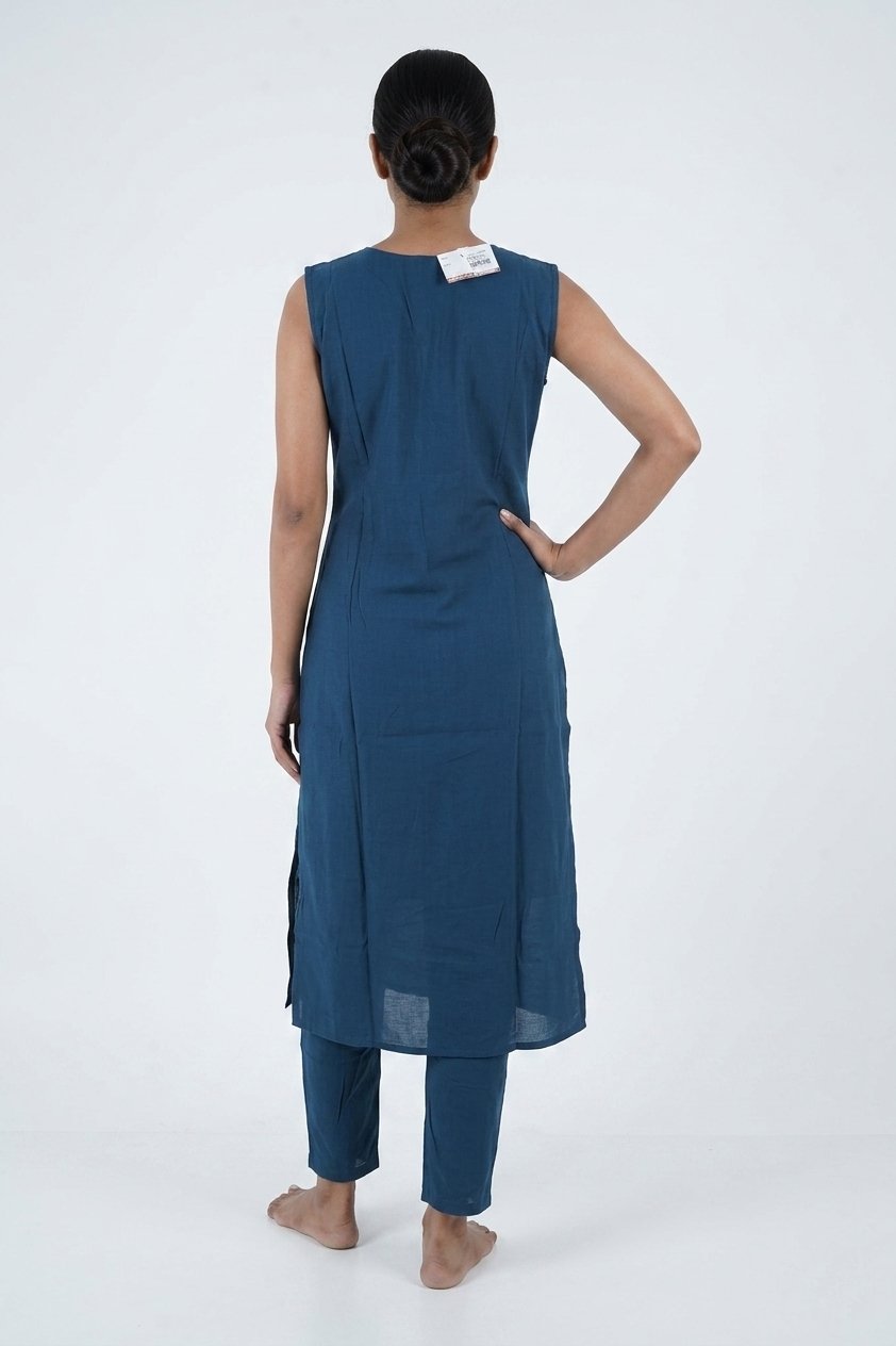 Royal Blue Embroidered Kurta Set With Printed Dupatta