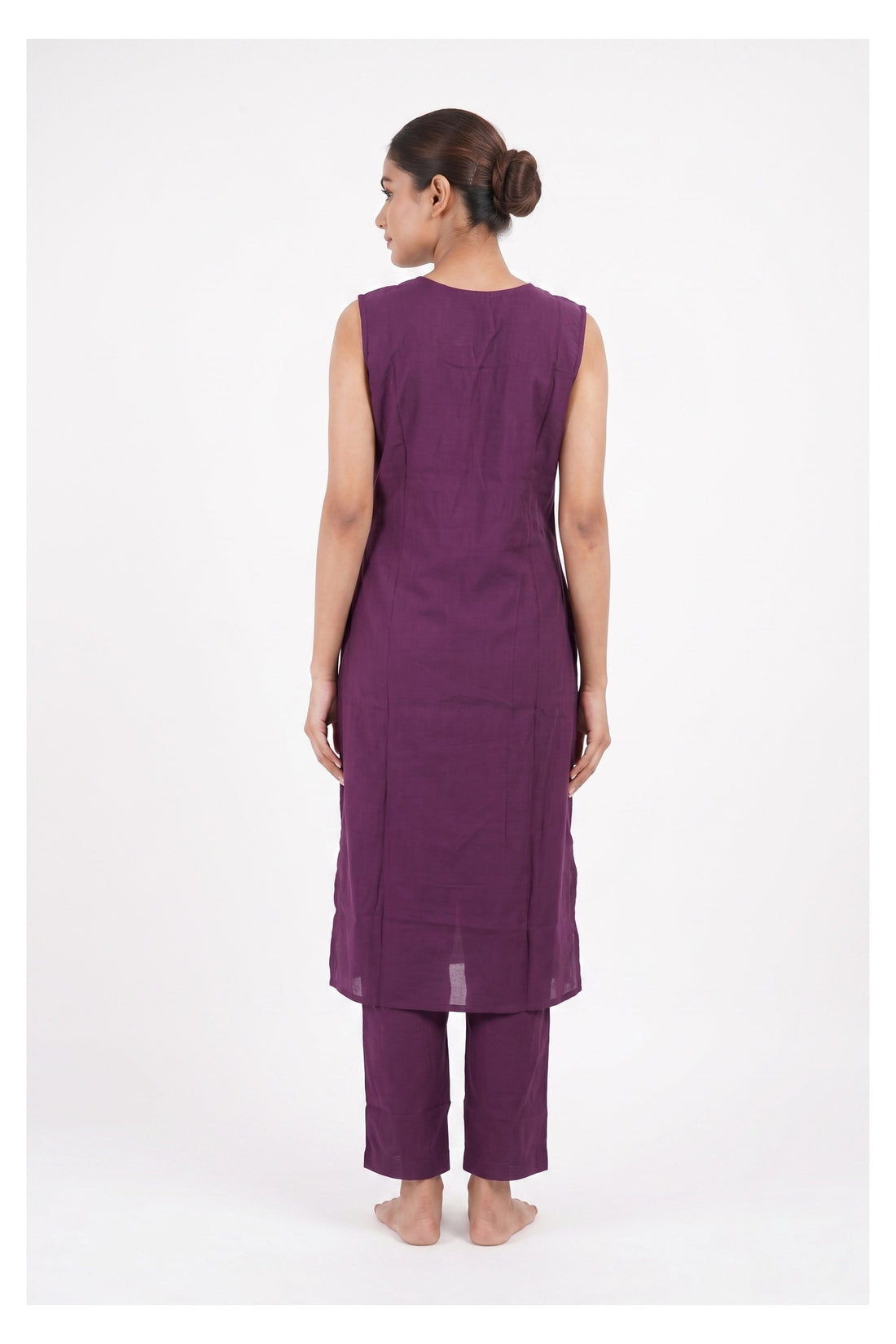 Royal Purple Sleeveless Kurta Set With Printed Dupatta