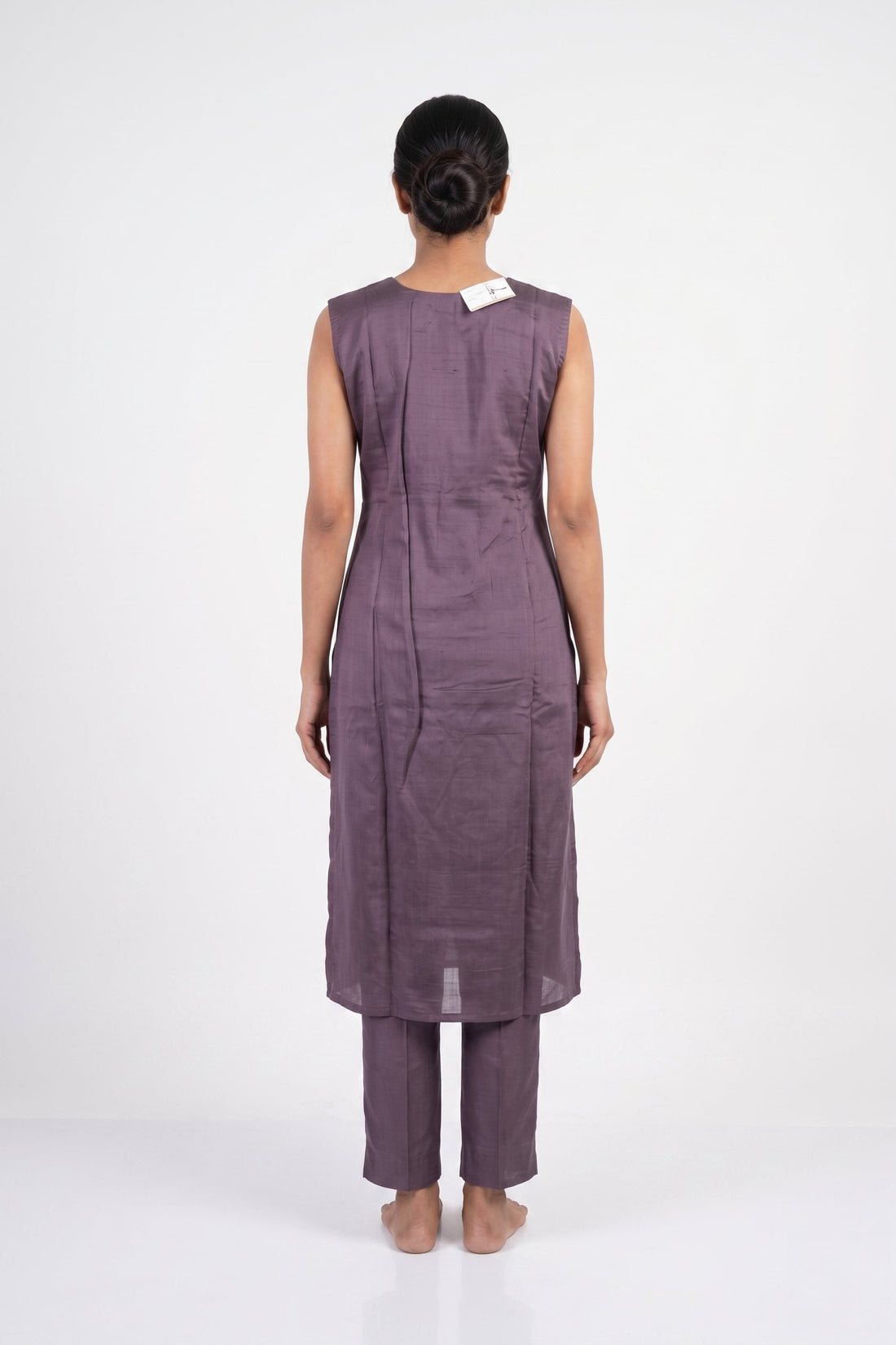 Lavender Embroidered Straight Kurta Pant Set With Floral Dupatta