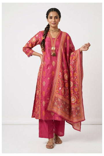 Rani Pink Printed Ethnic Kurta Set With Dupatta