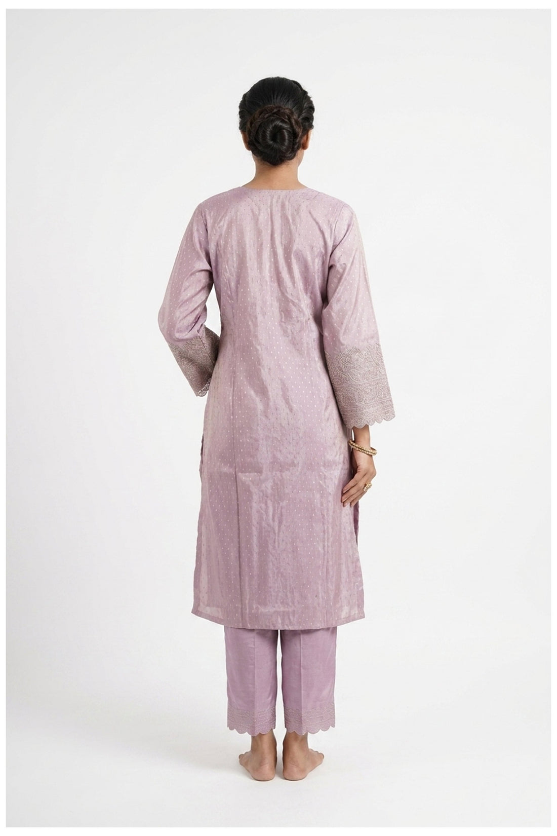 Lavender Embroidered Kurta Set With Designer Dupatta