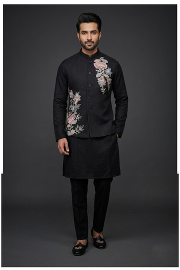 Men'S Embroidered Kurta Set With Koti