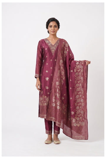 Magenta Floral Woven Kurta Pant Set With Dupatta