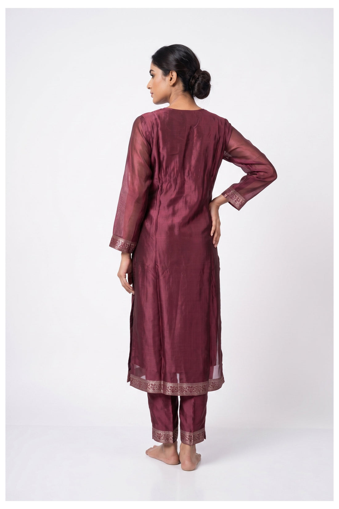 Magenta Floral Woven Kurta Pant Set With Dupatta