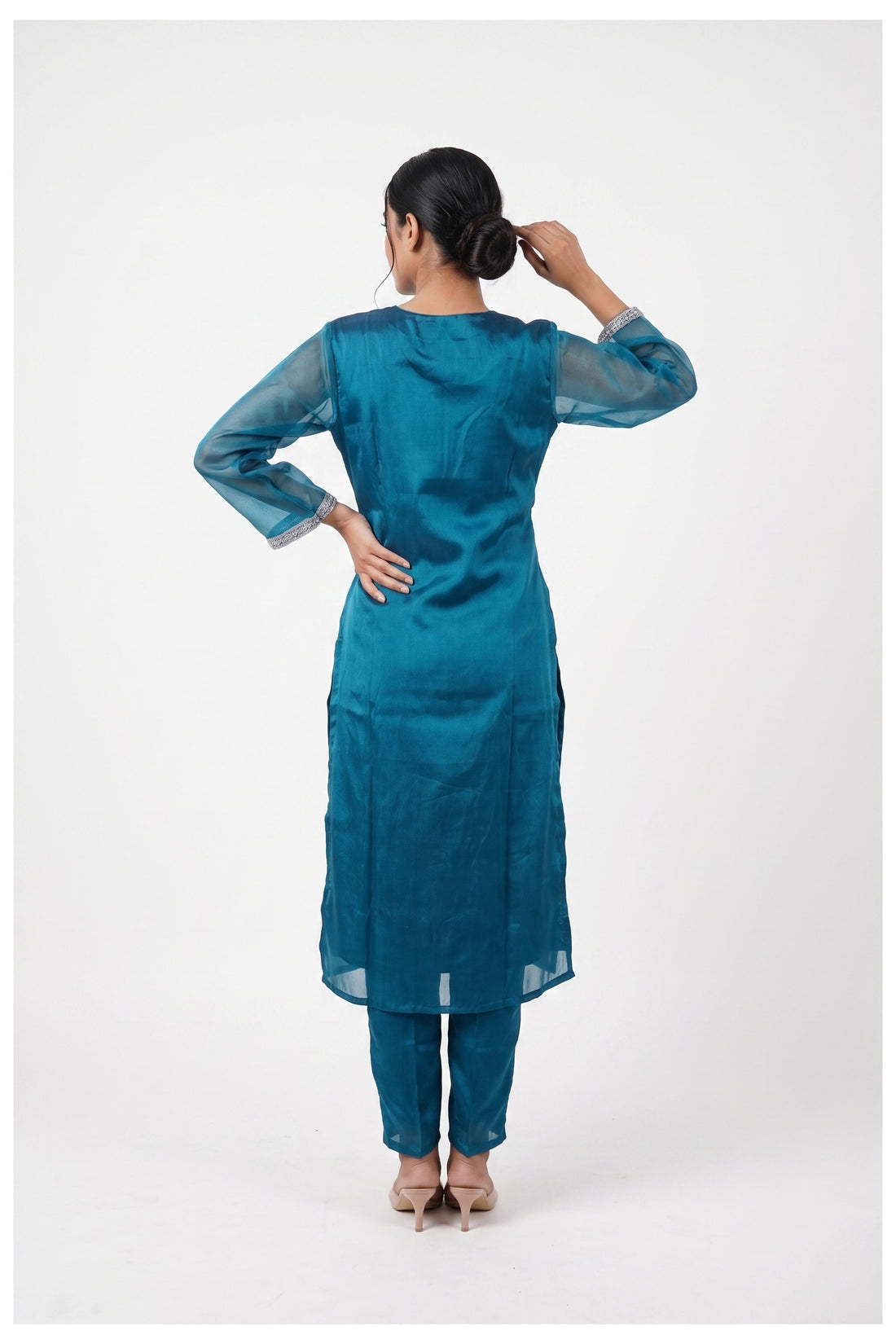 Royal Teal Embroidered Kurta Pant Set With Dupatta