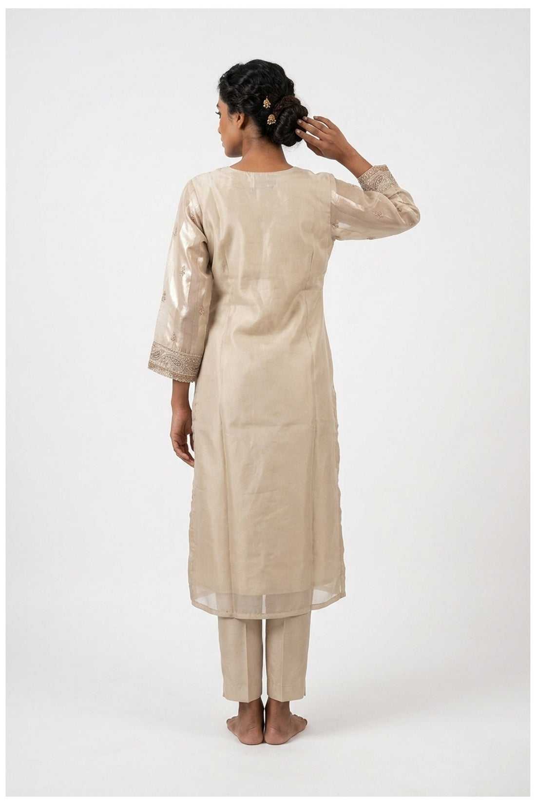 Ivory Beige Embroidered Kurta Pant Set With Dupatta