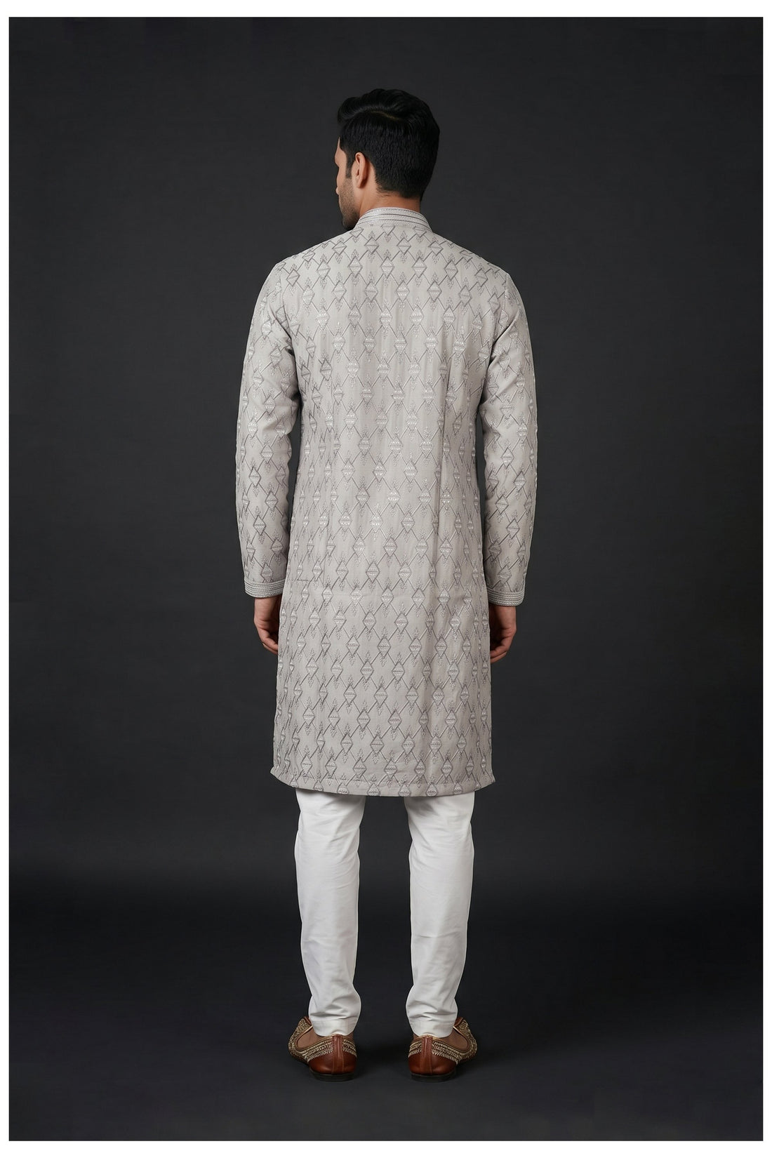 Silver Grey Embroidered Men'S Kurta