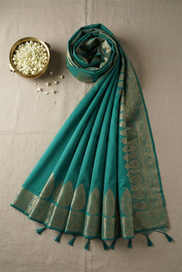 Elegant Teal Green Silk Blend Saree With Traditional Zari Border