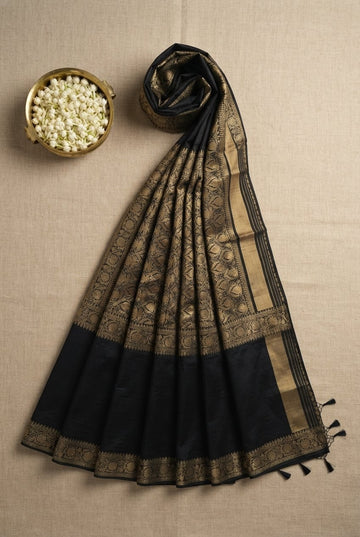 Elegant Black Silk Saree With Antique Gold Zari Border And Pallu