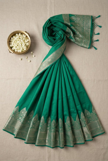 Emerald Green Handloom Cotton Silk Saree With Elegant Silver Zari Border