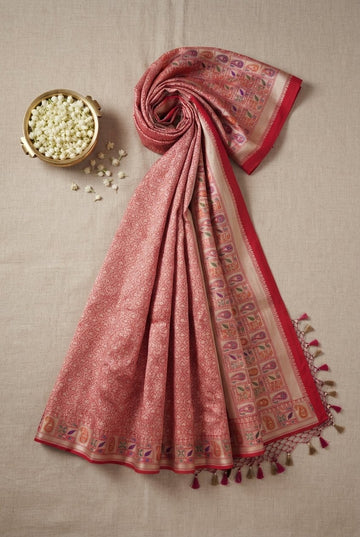Elegant Coral Red Banarasi Silk Saree With Intricate Floral Jaal