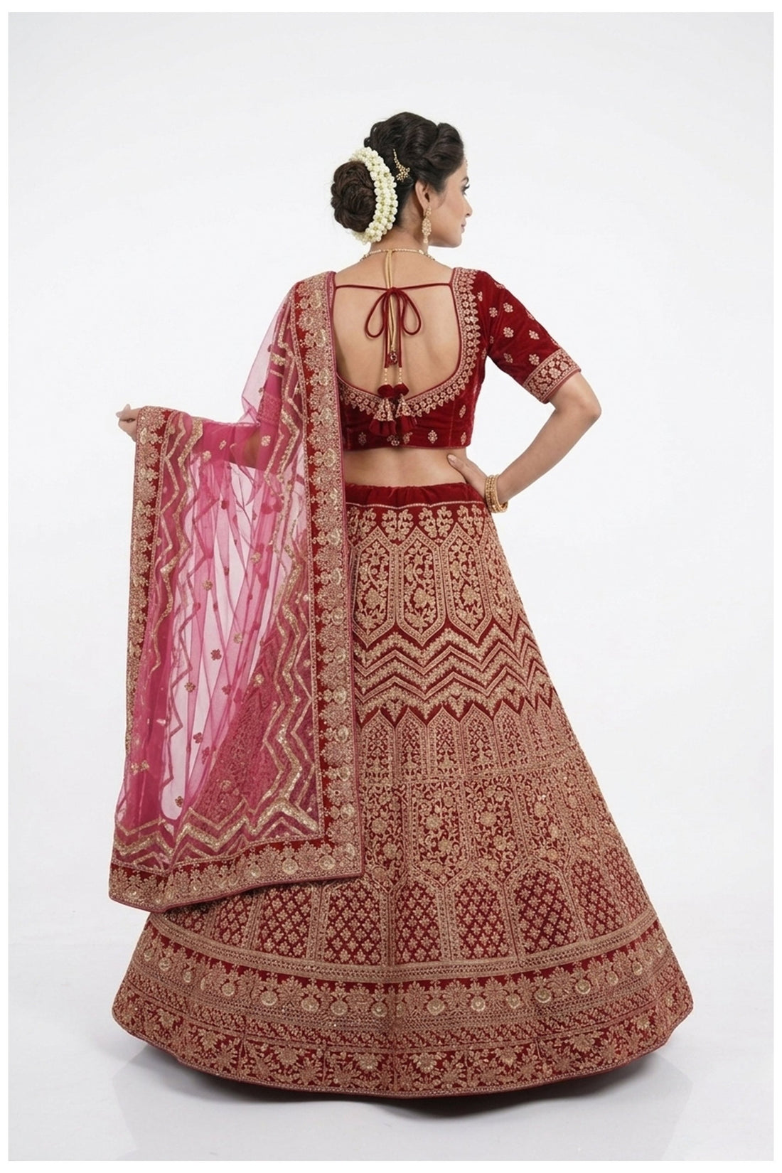 Red Heavy Embroidered Bridal Lehenga Choli With Net Dupatta