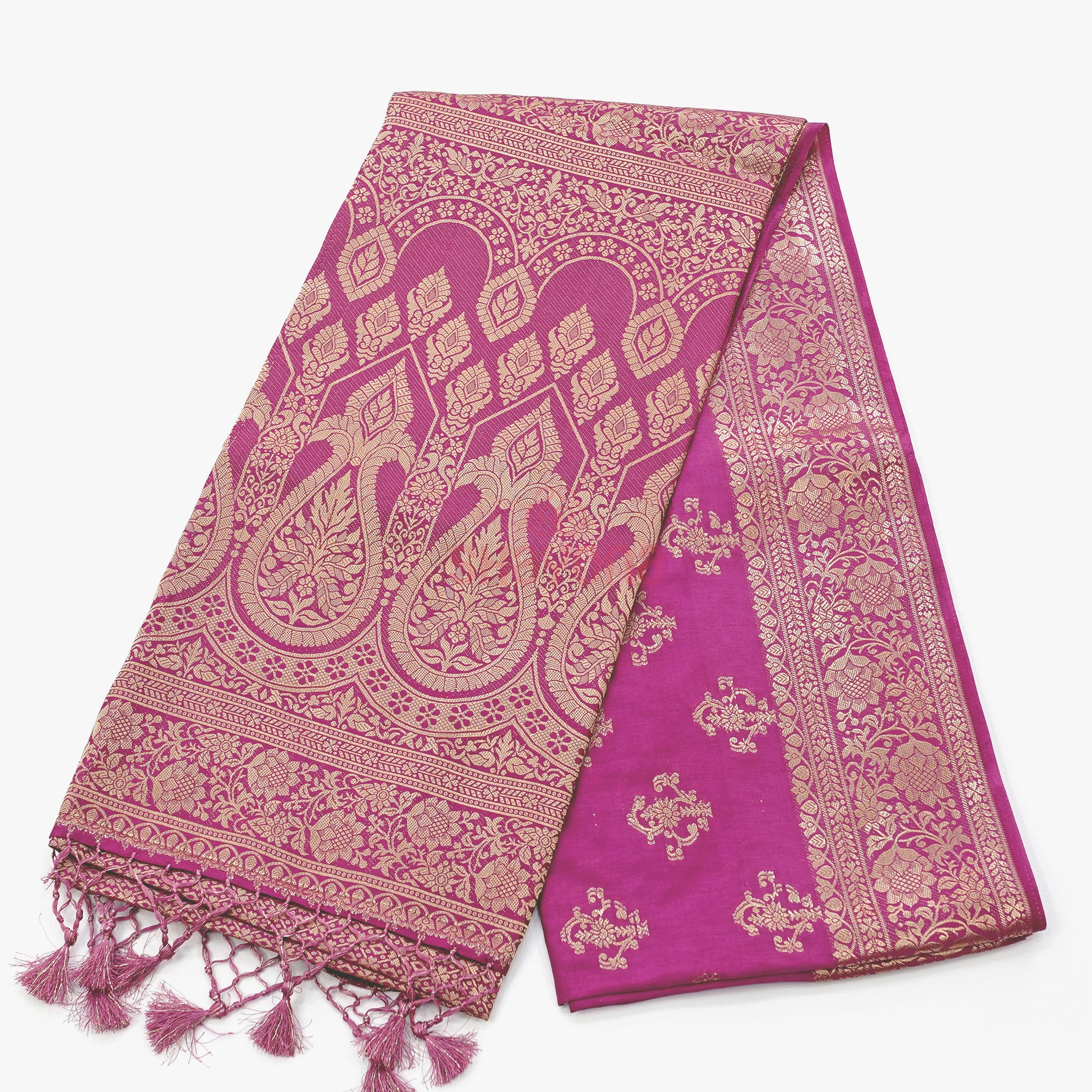 Magenta Banarasi Soft Silk Saree – A Symbol of Timeless Beauty
