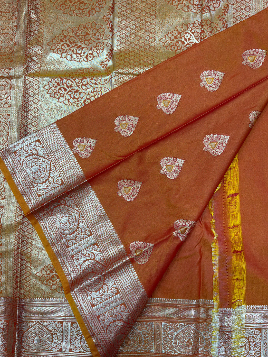 Nakshi Zari Saree
