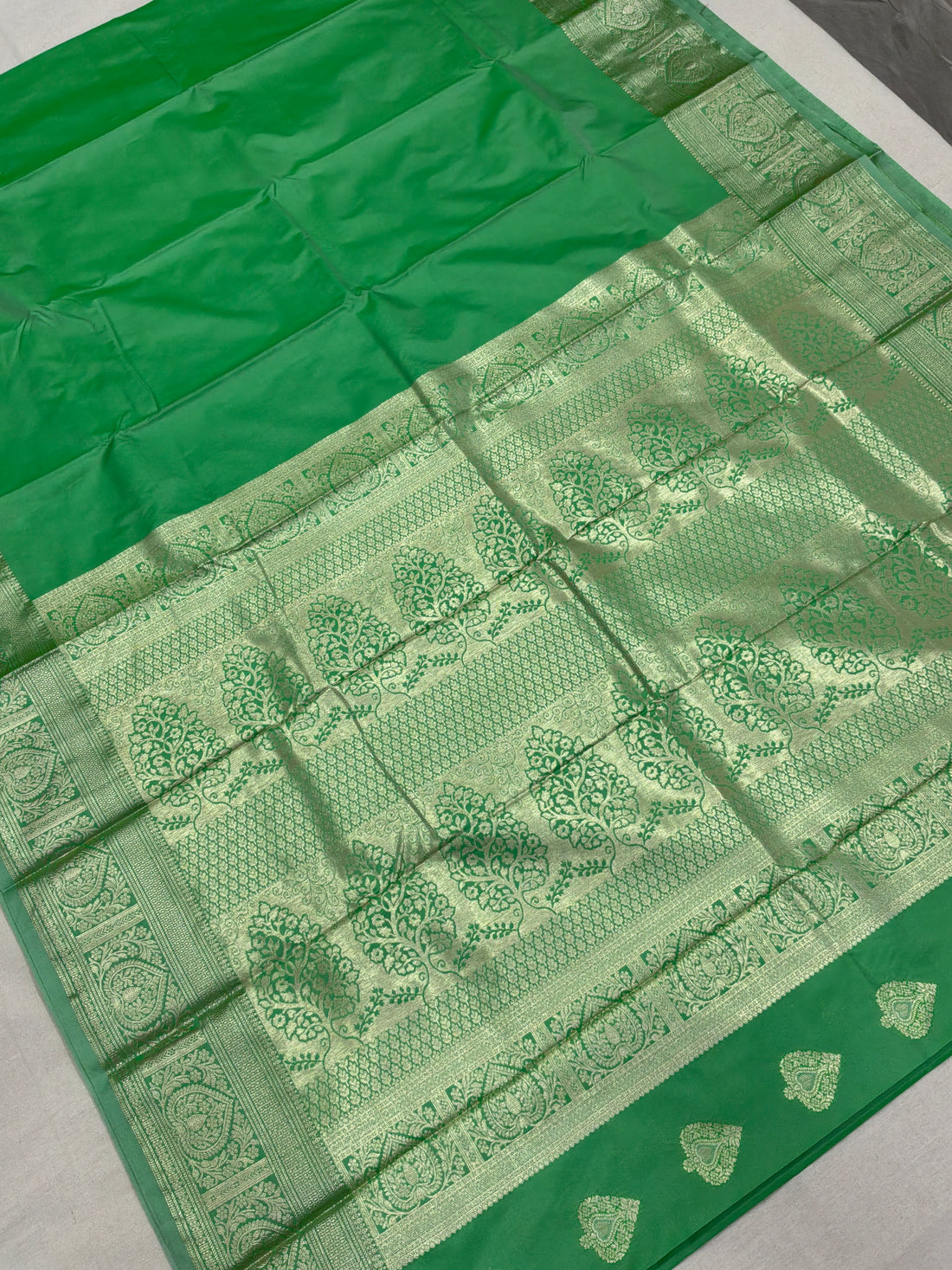 Nakshi Zari Saree