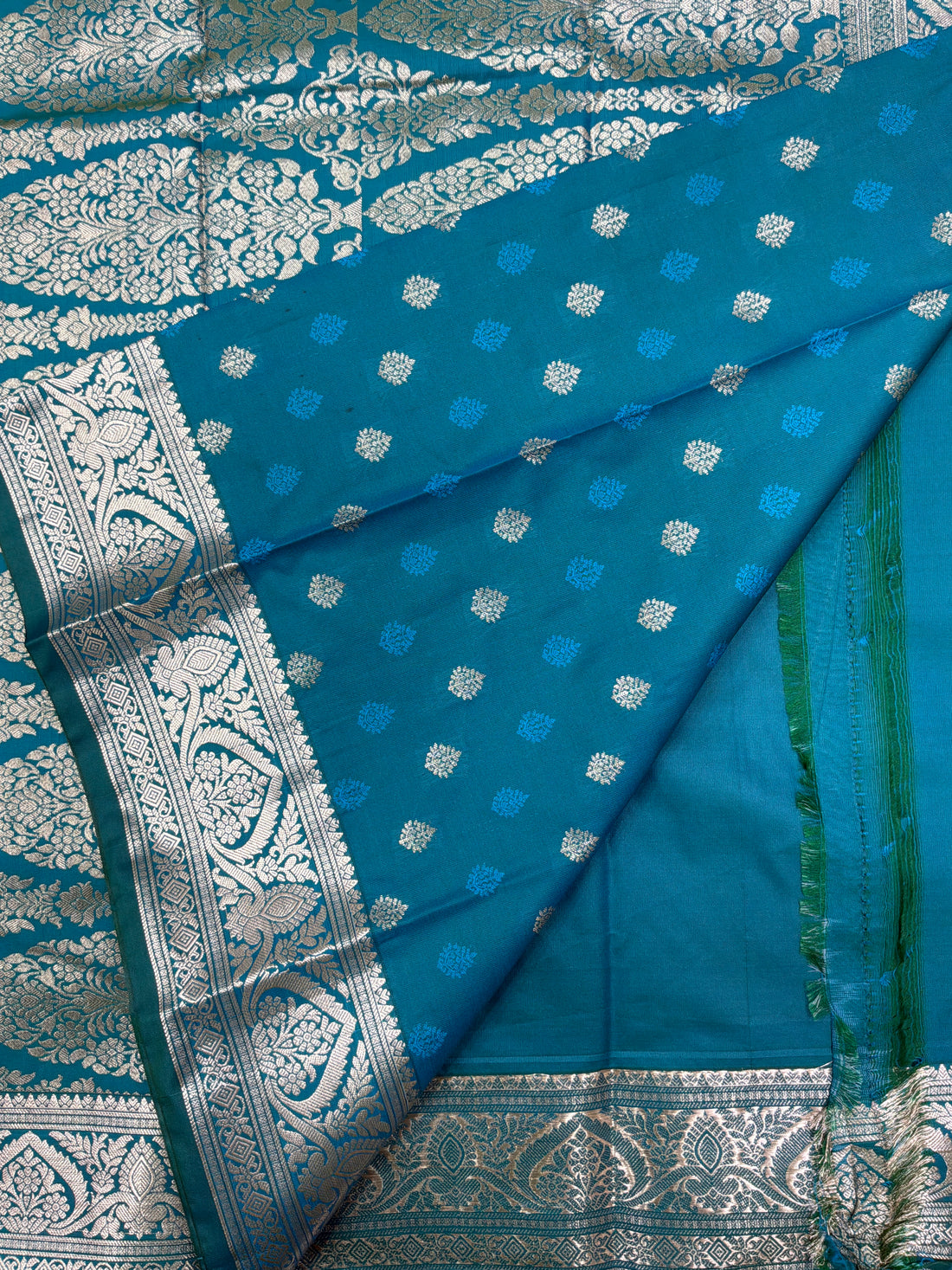 Nakshi Zari Saree