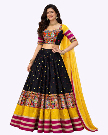 BLACK CHANIYA CHOLI